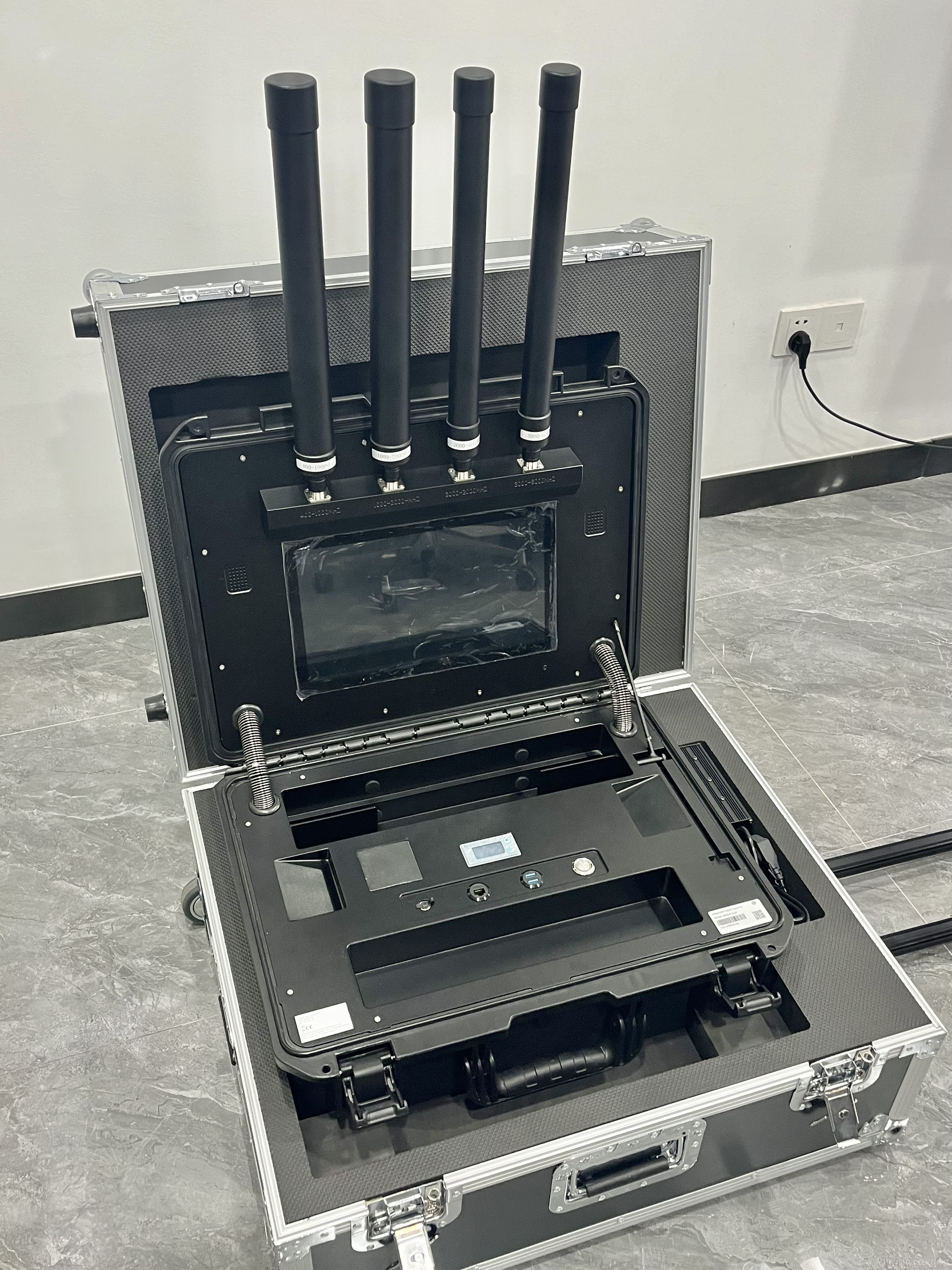 Tragbarer HF-Detektor