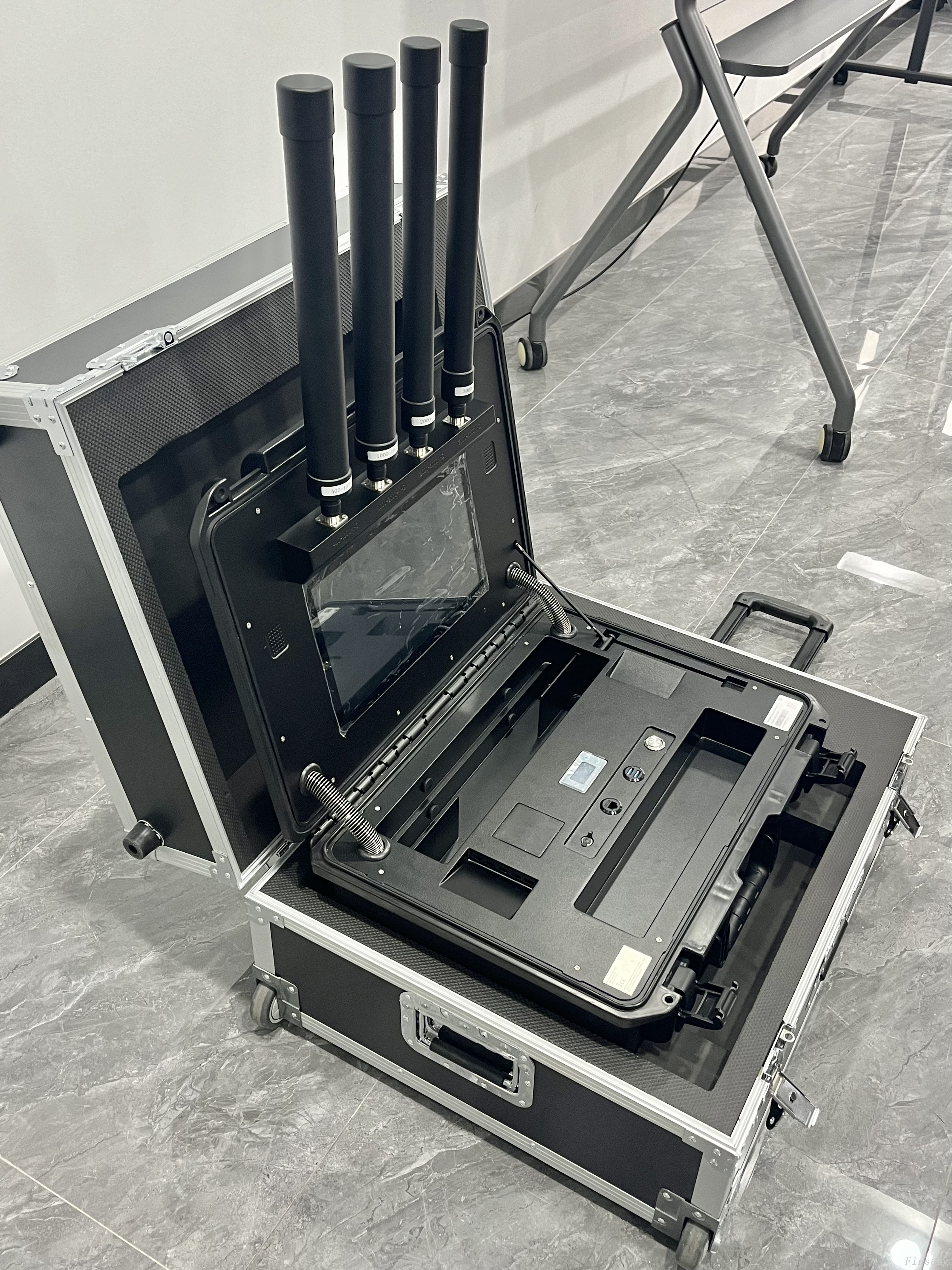 Tragbarer Drohnendetektor, UAV-Tracking, Anti-Drohnen-System